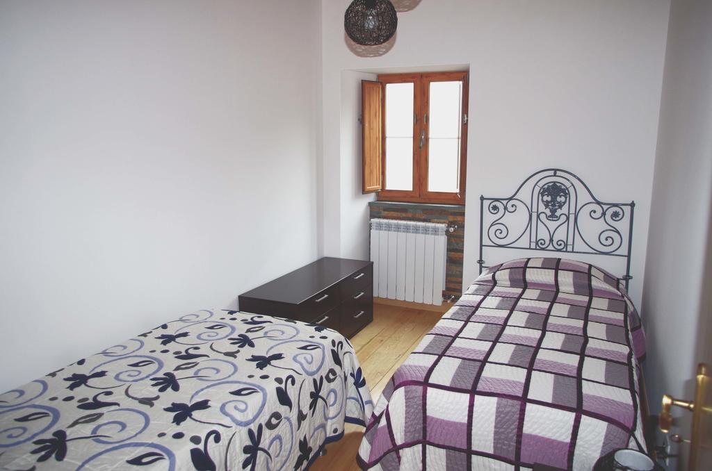 Casas Do Sinhel Guest House Cha de Alvares Bagian luar foto